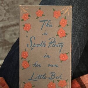“Sparkle Plenty” in her own Little Bed Soap Vintage